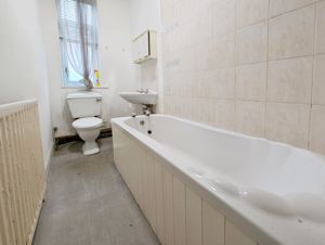 Photo 1- click for photo gallery